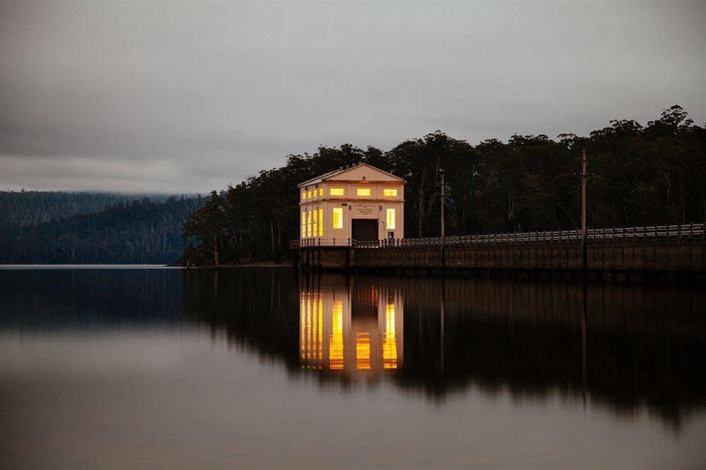 Готель Pumphouse Point Сент-Клер Екстер'єр фото